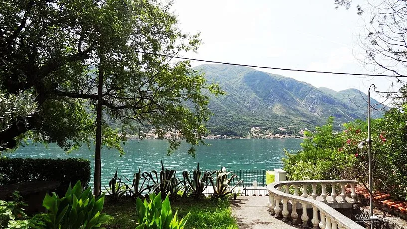 House on the first line to the sea in Dobrota, Kotor