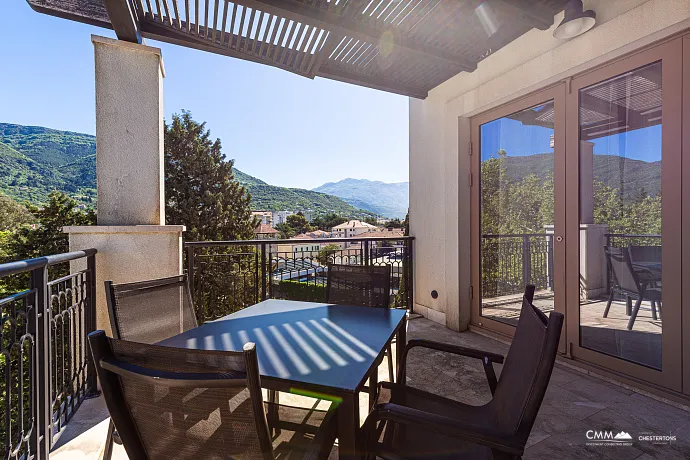 Luxurious One-Bedroom Apartment with Sea View in Porto Montenegro