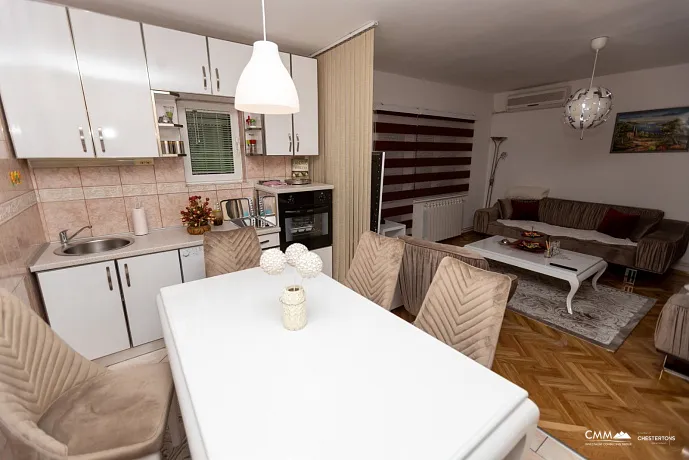 Spacious house in Bar