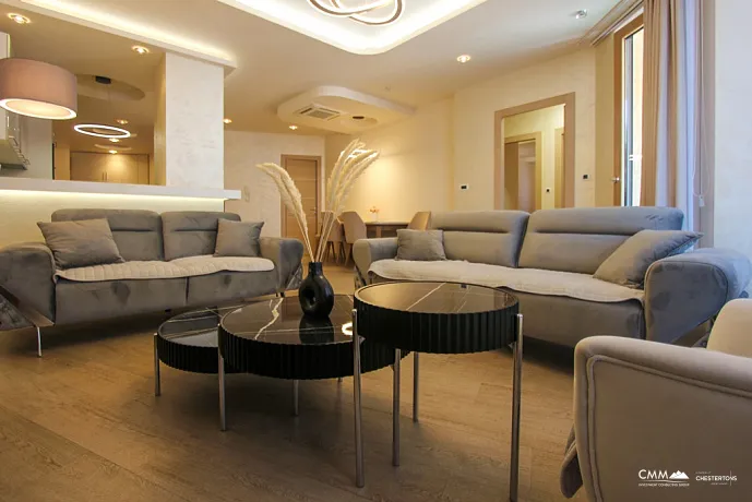 Spacious apartments in the center of Budva