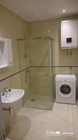 Spacious apartment with sea view
