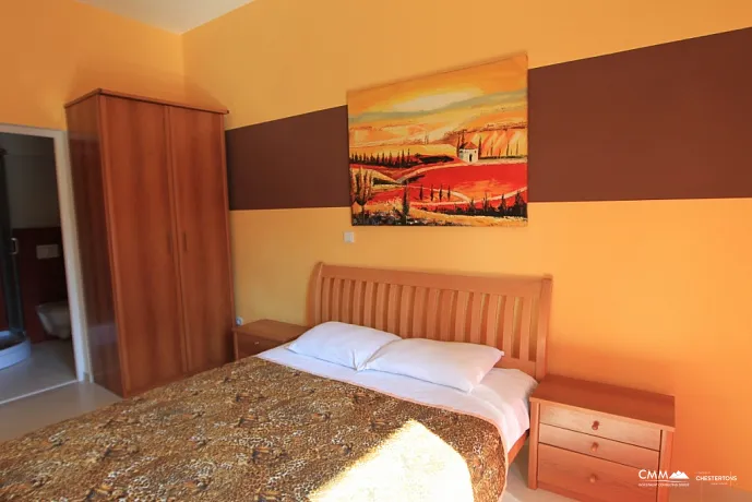 Sixteen Bedroom Hotel Near The Sea Budva