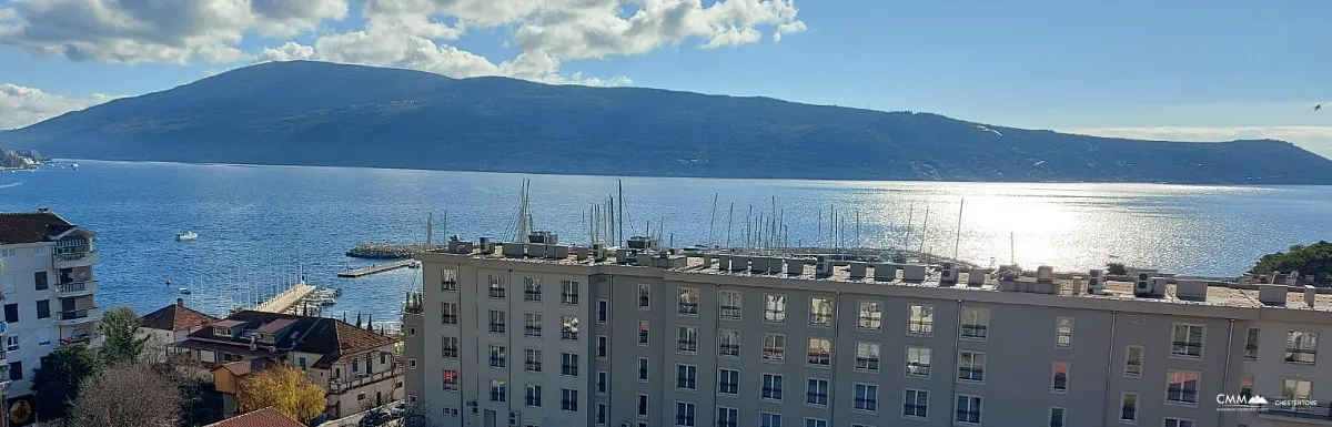 Unique Property in Herceg Novi – Perfect for Family Living or Investment!