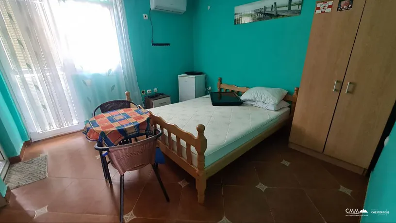 House in Sutomore with 8 bedrooms