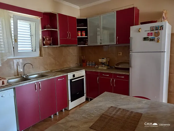Three -story spacious house in Tivat