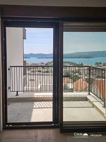 Apartments in a new complex in Tivat