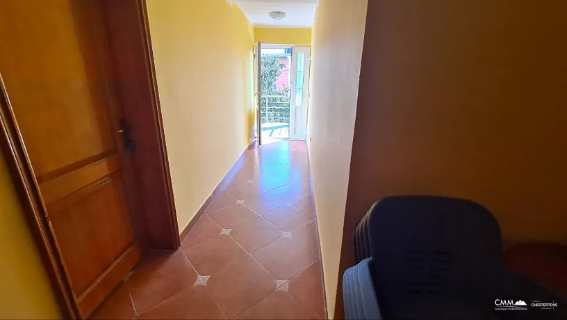 House in Sutomore with 8 bedrooms