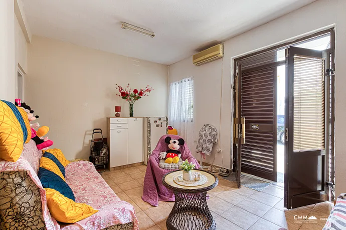 A townhouse wiht mountine view in Budva