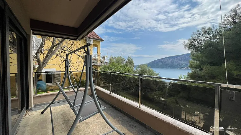 Excellent villa in the center of Herceg Novi