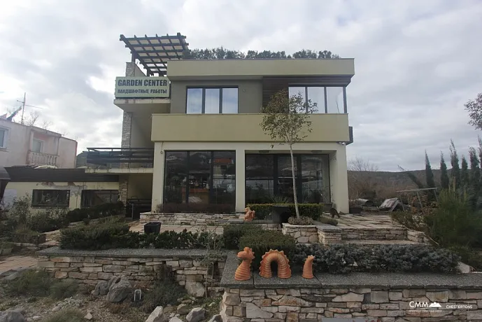 Two-storey house in Radanovici