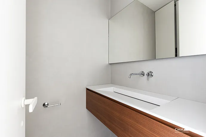 Three-bedroom apartment in Budva with a stunning view