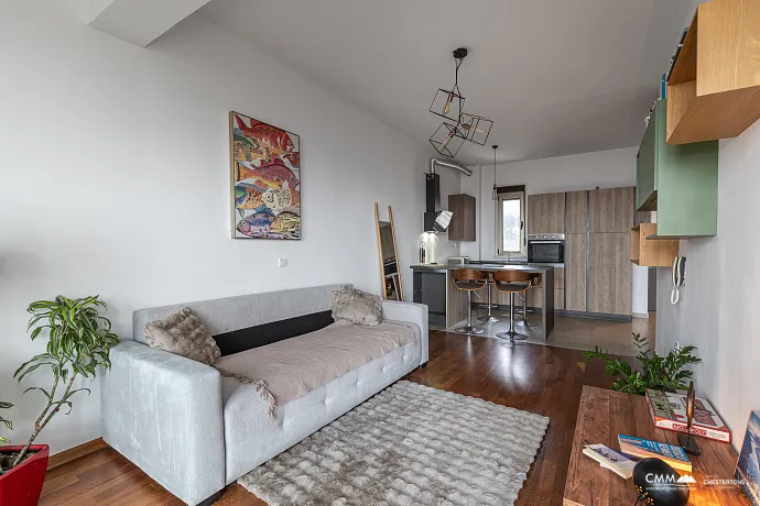 Spacious Apartment with Sea View in Tivat, Mažina Area