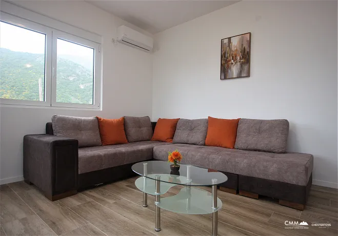 Apartment in Rafailovici 
