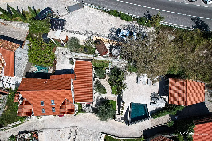 Luxury Villa with Panoramic Sea View – Elegance and Comfort Combined
