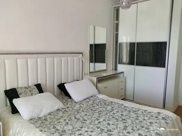 One bedroom apartment in Budva on the first line