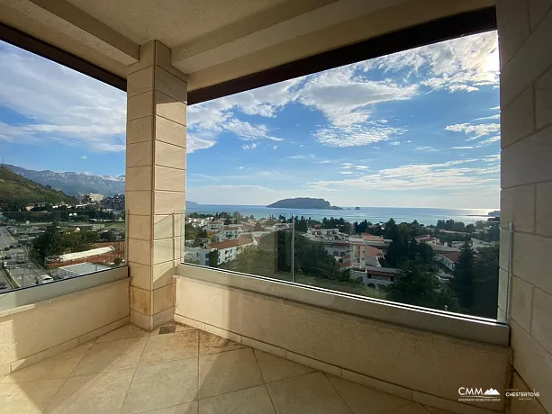 Penthouse in the very center of Budva