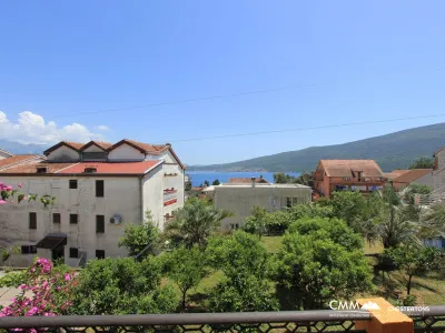 House in Herceg Novi with big garden