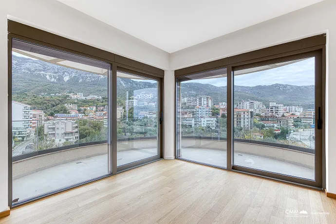 Complex in Bečići near the sea