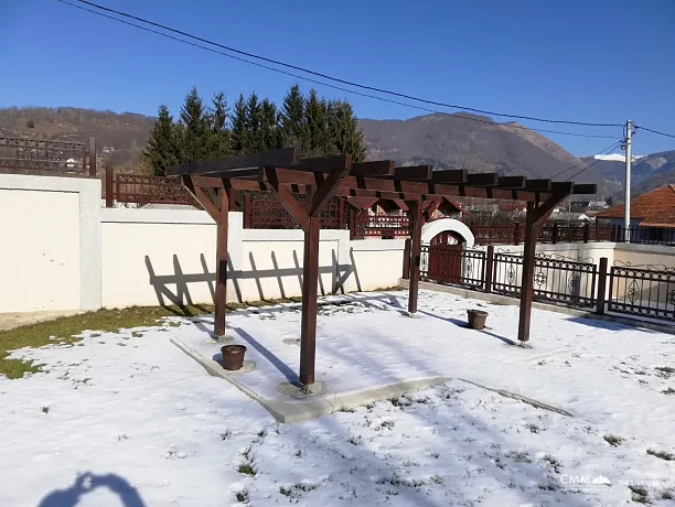 Three-storey house in a mountain paradise in Kolasin