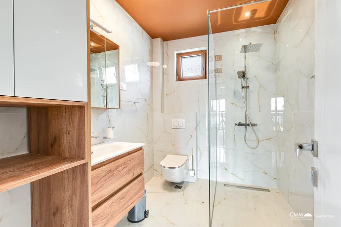 Apartments in a new complex in Tivat