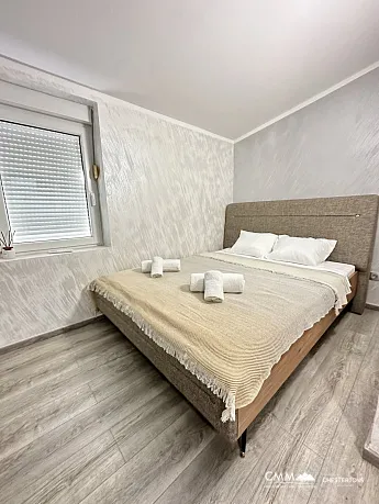 Two bedroom apartment in Budva with sea view