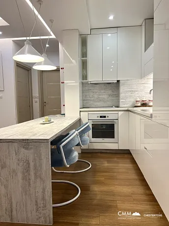 Luxury Apartment in the Center of Budva – 90 m² with Garage