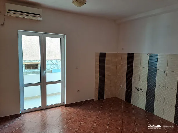 One bedroom apartment in Bijela just 200 meters from the sea