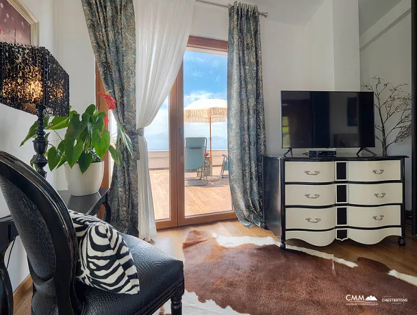 Luxurious villa with panoramic sea views and pool