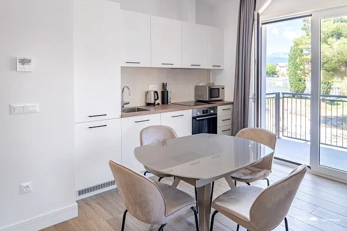 ATTRACTIVE APARTMENT IN LUŠTICA – AN EXCELLENT INVESTMENT OPPORTUNITY