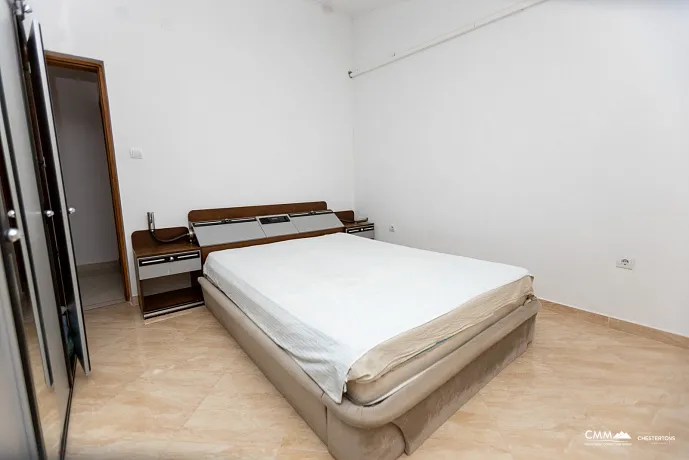 Spacious house in Bar