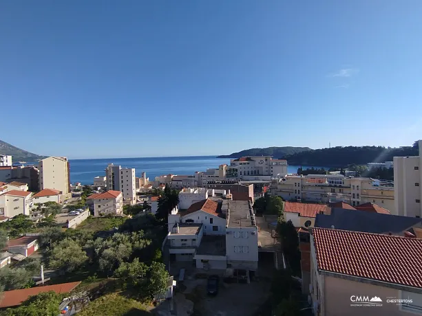 One-Bedroom Apartment with Sea View — Rafailovici