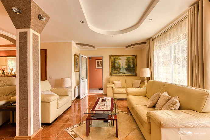 House in Kumbor 200 m to the sea