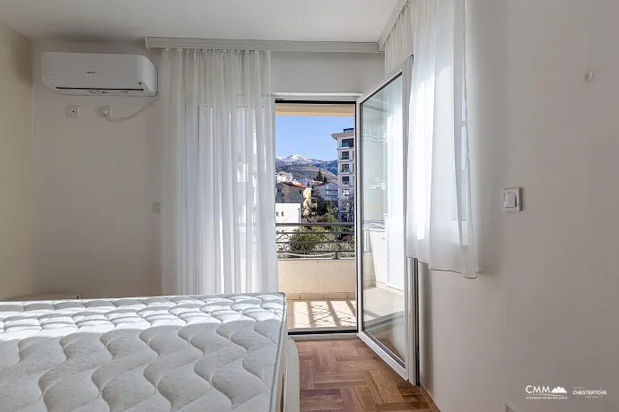 Spacious 64 m² Apartment with Sea View in Bečići