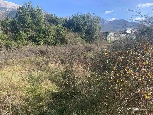 Urbanized plot near Kotor