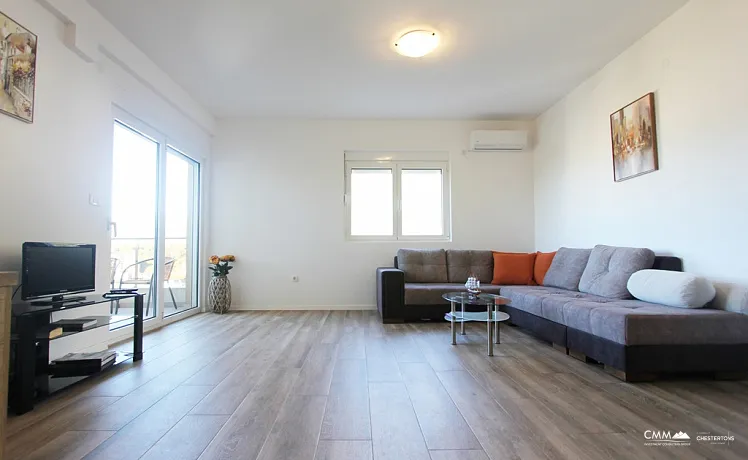 One bedroom apartment in Rafailovići with sea view