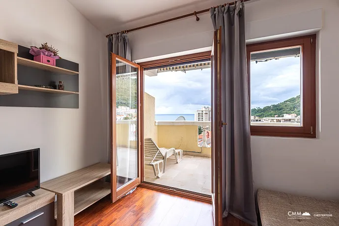 34 m² Studio Apartment with Sea View and Terrace — Petrovac