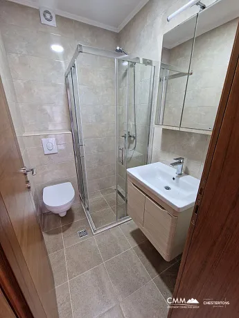 Three-bedroom duplex apartment in Igalo with sea view 