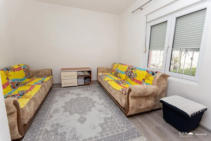 Spacious house in Bar