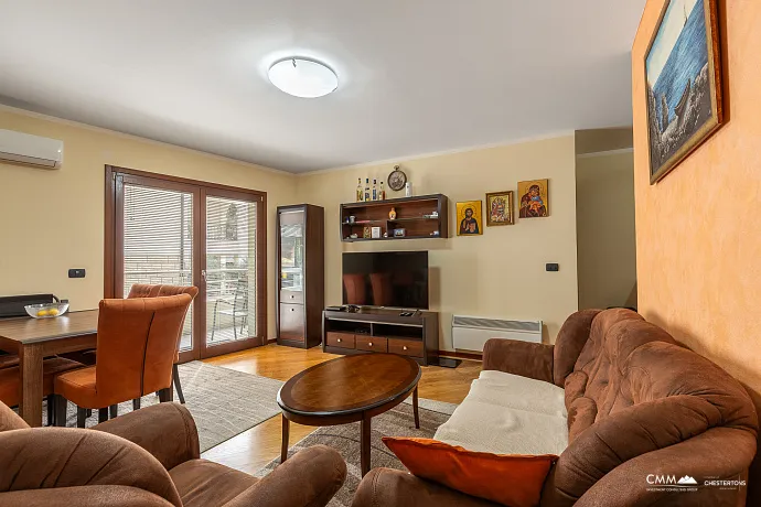 6752 Two apartments of 57 m² each in Rafailovići, first line