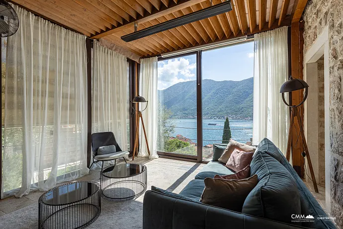 Luxury Villa with Panoramic Sea View – Elegance and Comfort Combined