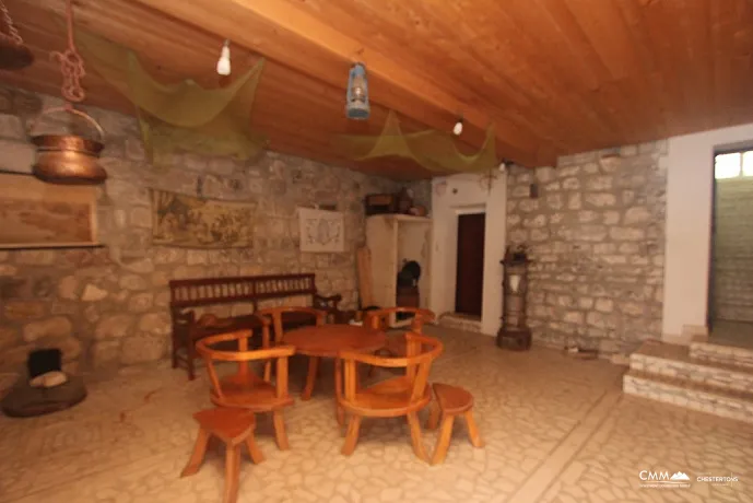 Frontline Four Bed House Near Central Kotor