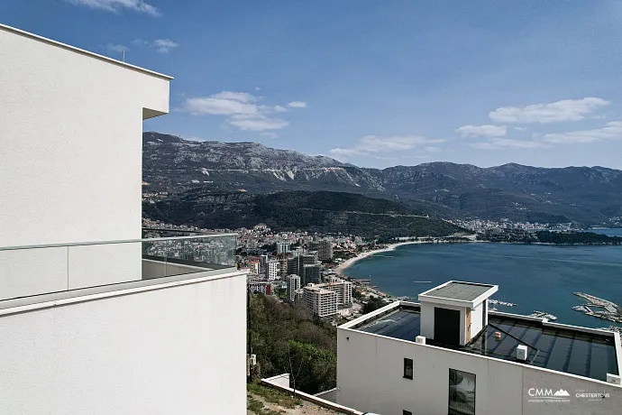 Luxury Newly Built Villa with Panoramic Sea Views – Budva