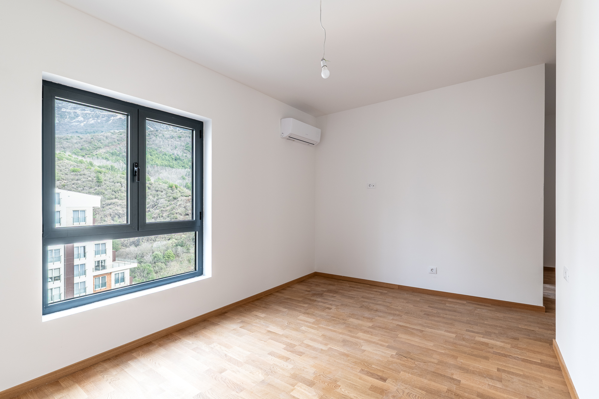 Spacious 64 m² Apartment in Bečići with Sea View