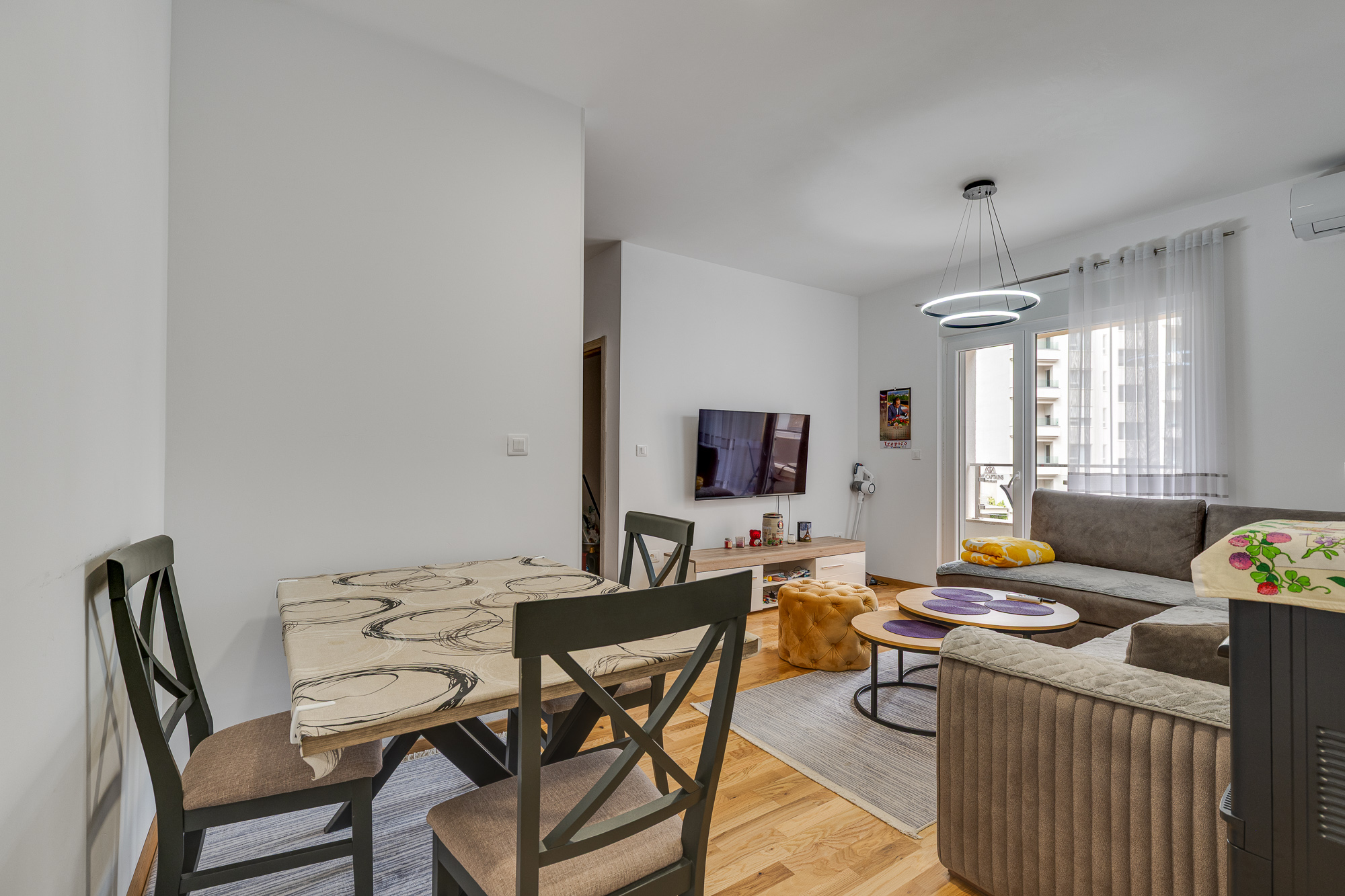 6894 1-bedroom apartment 48m2 Becici