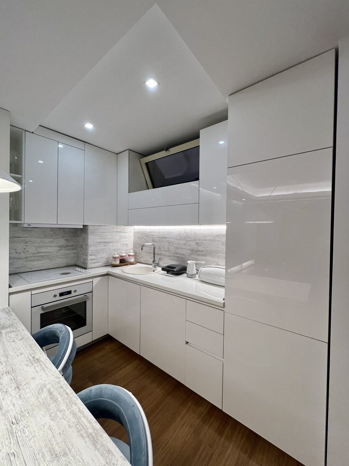 Luxury Apartment in the Center of Budva – 90 m² with Garage