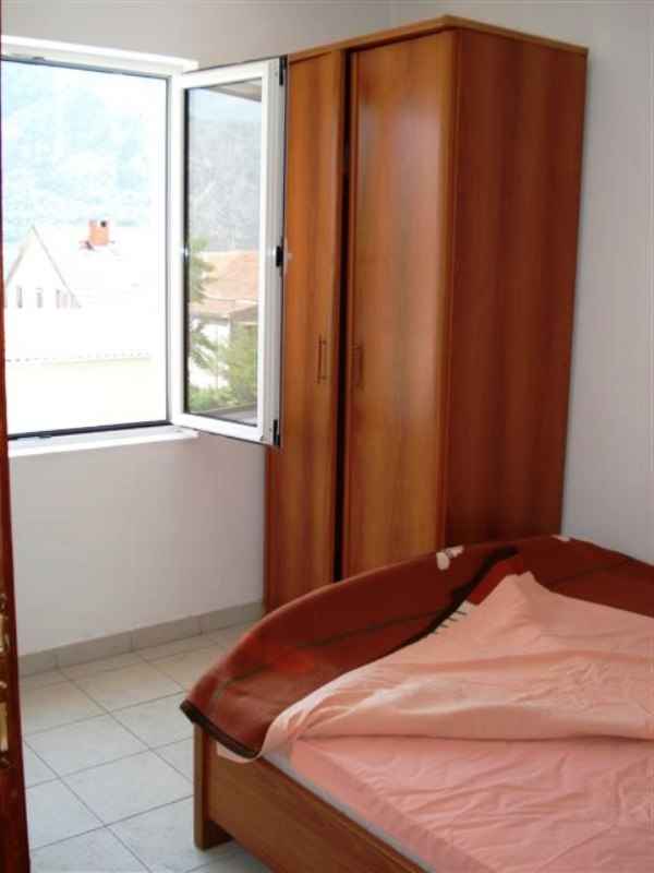 Cosy apartments in beautiful and calm region called Prcanj