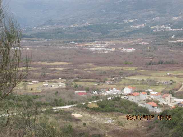 Plot in Radanovici with agricultural intention