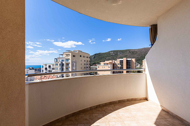 52 m² Wohnung mit Meerblick und zwei Terrassen in Bečići — photo 4