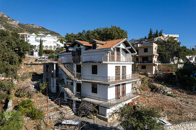 House in Ratac, Bar with a 1,600 m² plot — approx. 350 m² — photo 8