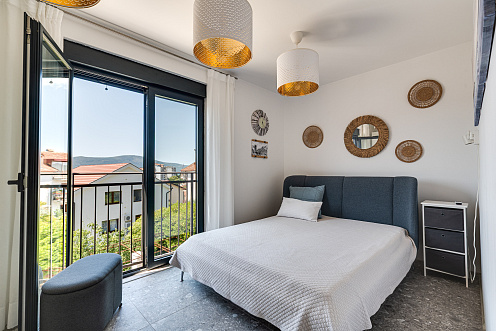 Modern three-bedroom apartment in the centre of Tivat with sea views